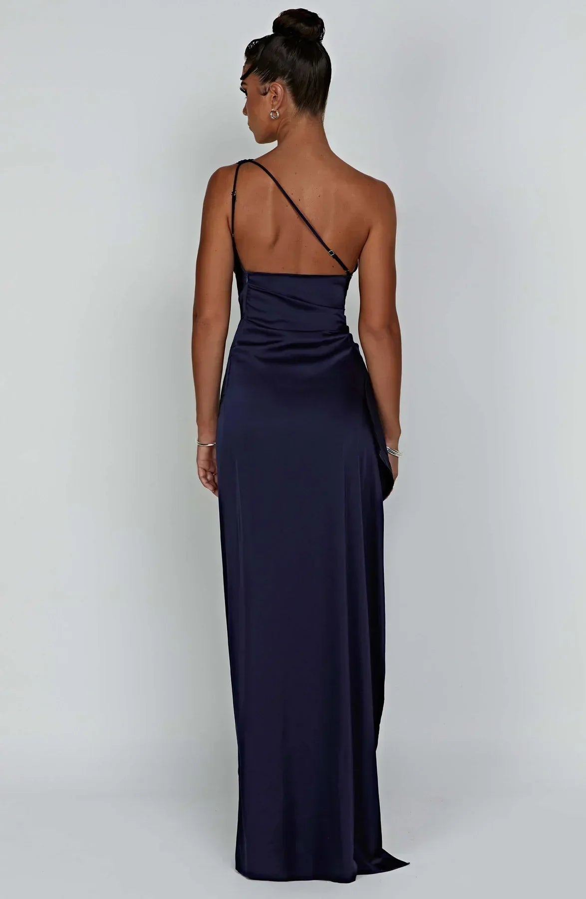 Falten Satin Schlitzkleid