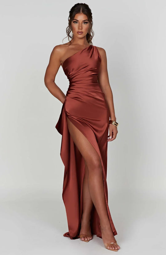 Mode Dress | Geplooide Satijnen Split Jurk