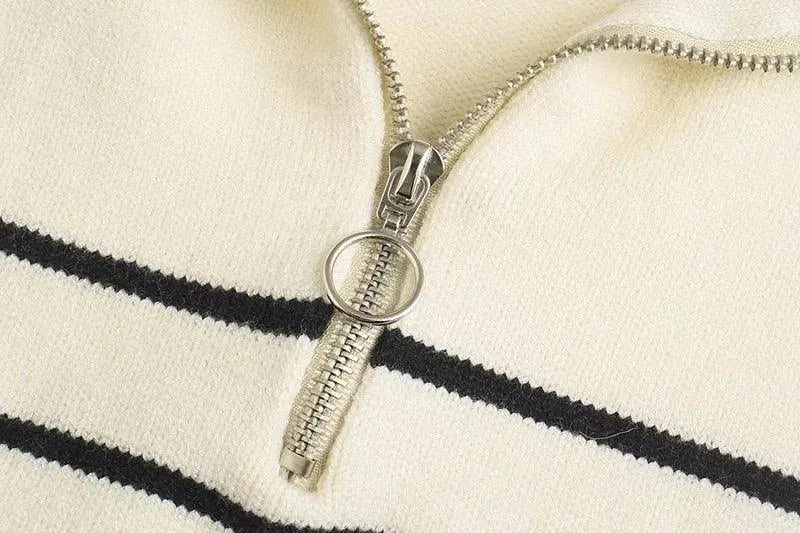 Heidi-Mode | Gestreifter Pullover