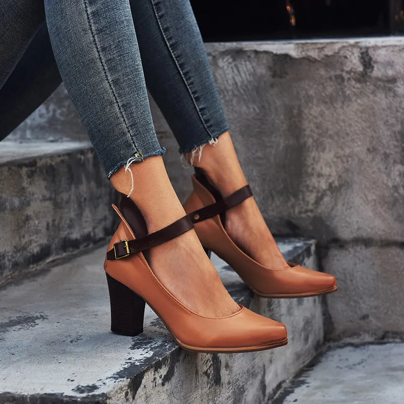 Heidi-Mode | Der Bequeme und Elegante Schuh mit Absatz