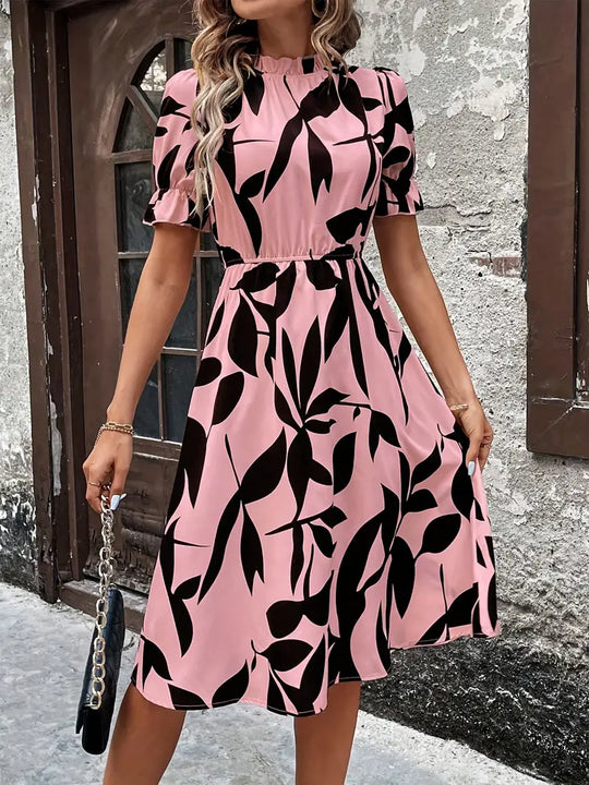 Elegance Kleid mit kurzen Ärmeln und A-Linie Ausschnitt