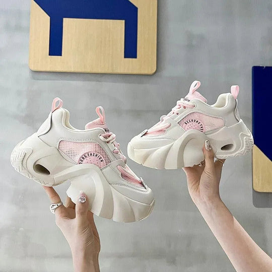 Heidi-Mode | Sneaker mit dicker Sohle