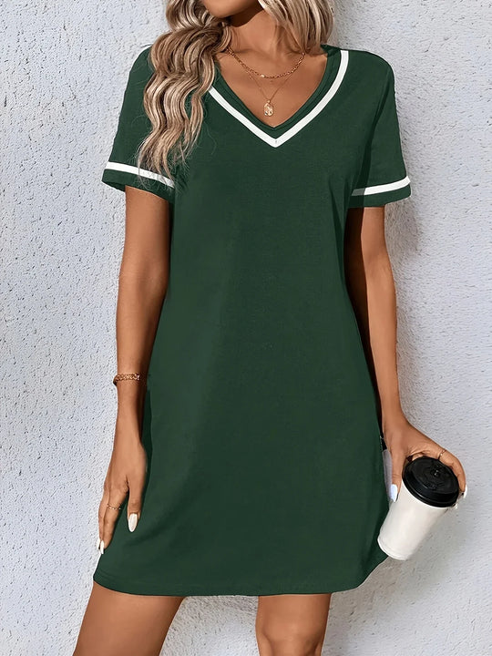 Heidi-Mode | Elegante Tunika mit Kurzen Ärmeln und Spitzem Ausschnitt, Luftig und Stilvoll