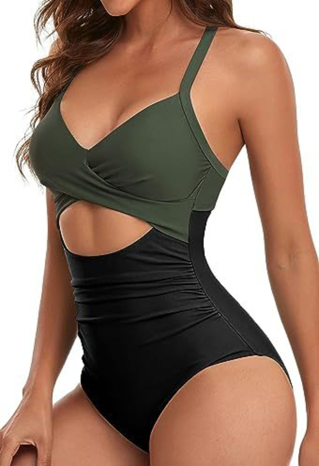 Heidi Mode | Hohler rückenfreier Bikini mit engen Trägern