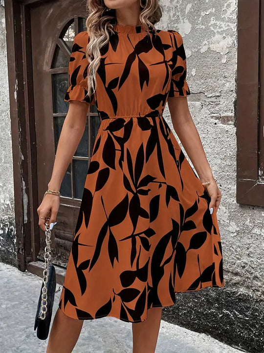Elegance Kleid mit kurzen Ärmeln und A-Linie Ausschnitt