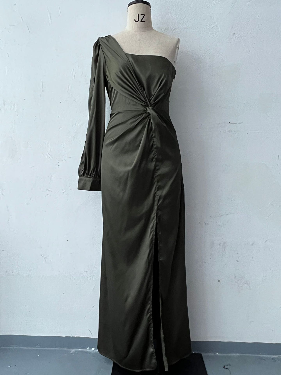 Heidi-Mode | Einseitig, Geteiltes Kleid mit Langen Ärmeln für Damen