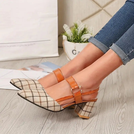 Heidi-Mode | Elegante Stilettos mit Spitzer Zehe