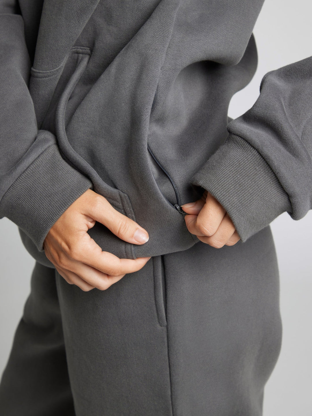 Heidi-Mode | Reise Kapuzenpullover mit Flugzeugmodus-Grafik