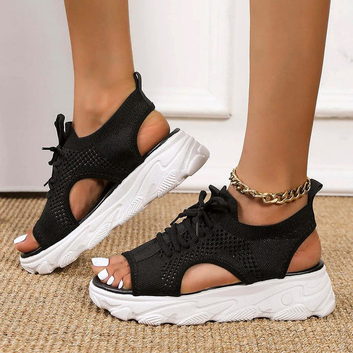 Sandalen mit Plateausohle