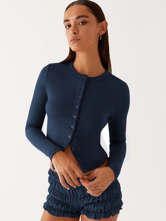 Heidi Mode | Einfarbige schmal geschnittene lange Strickjacke