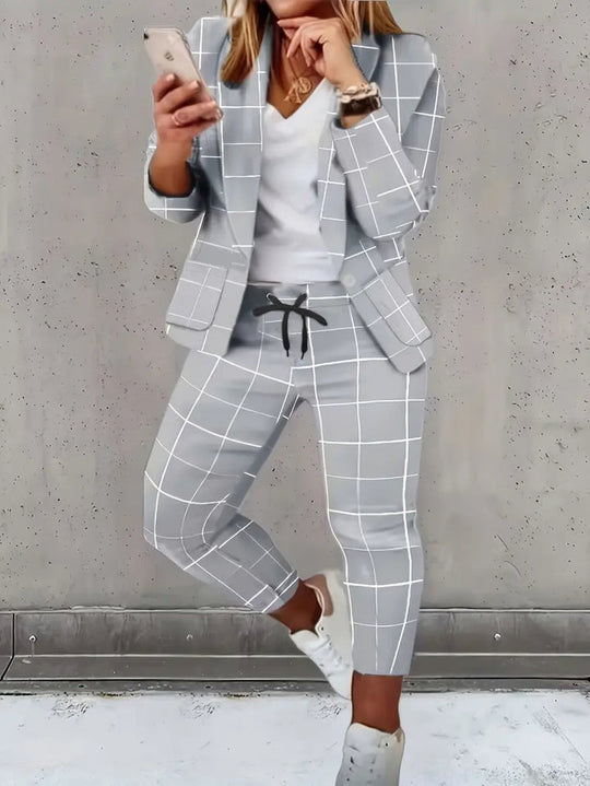 Set aus Business-Chic-Anzug, Langarm-Blazer und Bürohose