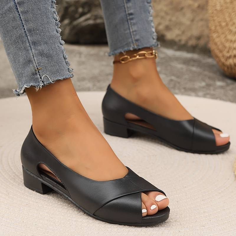 Heidi-Mode | Elegante Orthopädische Hackensandale
