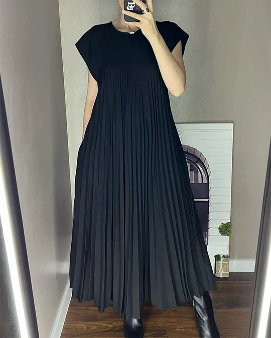Kurzärmliges Plisseekleid