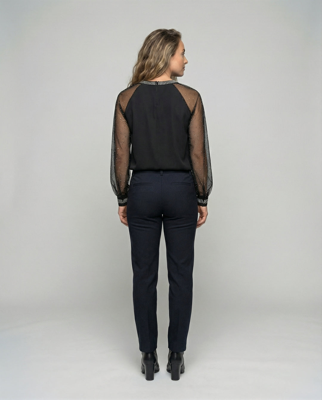 Damen Elegantes Mesh-Top mit Pailletten & Transparenten Ärmeln | Heidi-Mode