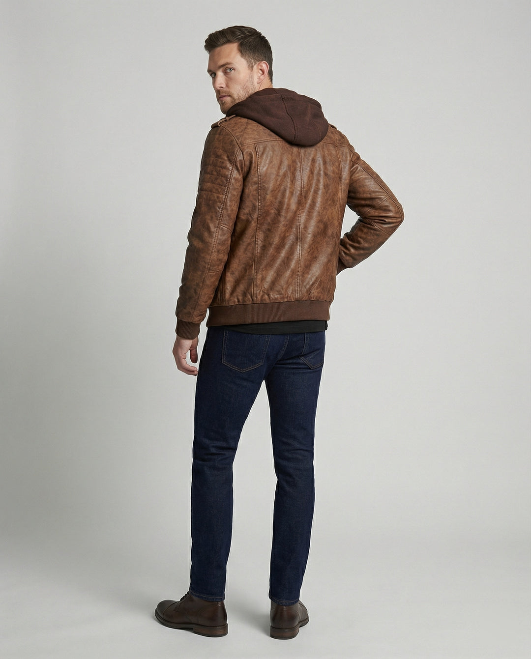 Stilvolle Herrenjacke mit Kapuze