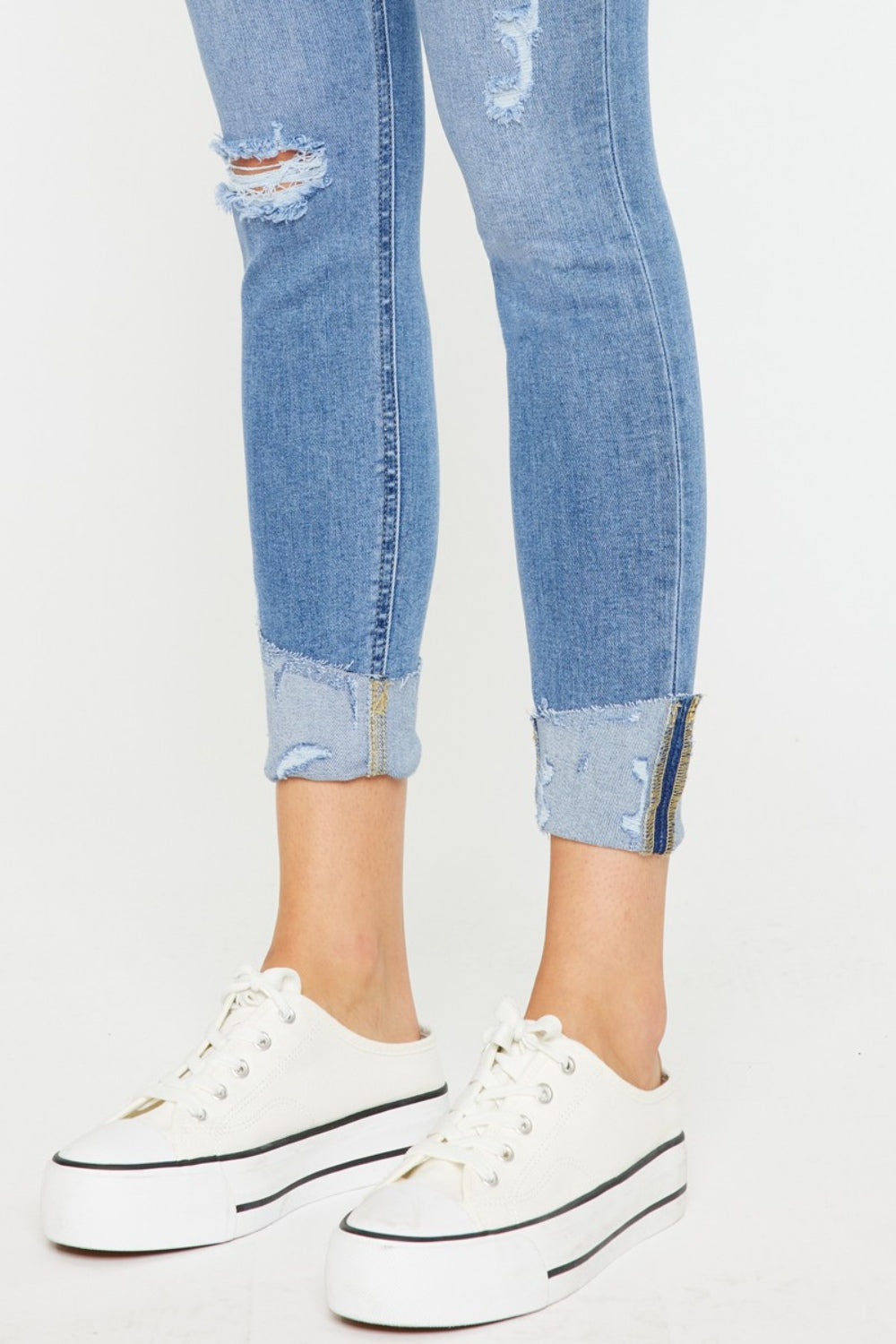 Heidi-Mode | Kancan Distressed Cat'S Whiskers Button Fly Jeans
