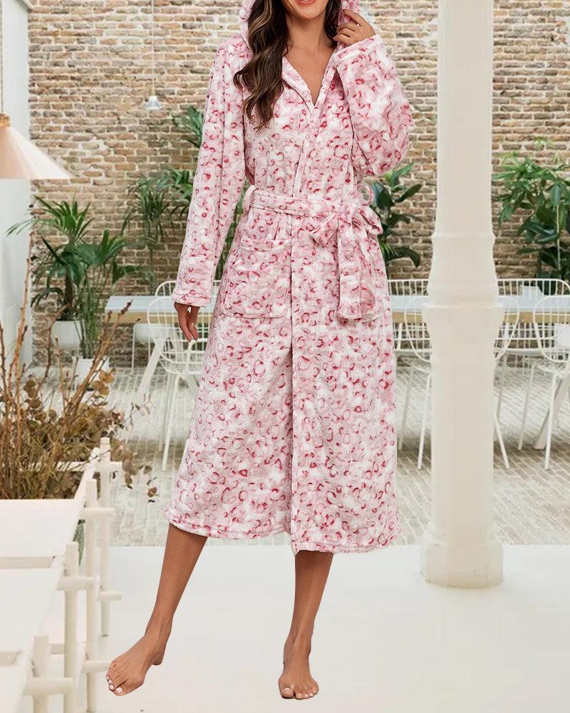 Heidi-Mode | Robe mit Leopardmuster und Elegant Merkmalen