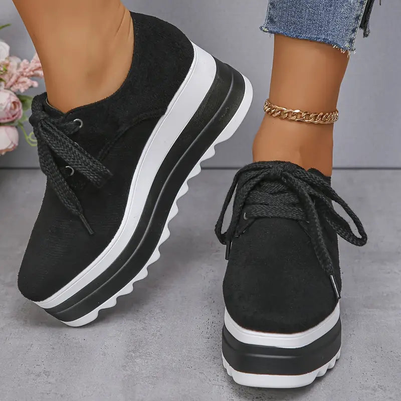 Heidi-Mode | Schuhe Geometrische Muster Auf Keilabsätzen