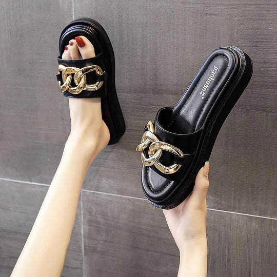 Heidi-Mode | Sandals women with platform and golden chain