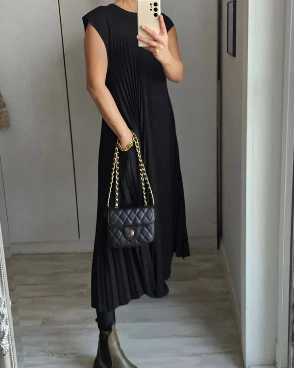 Kurzärmliges Plisseekleid