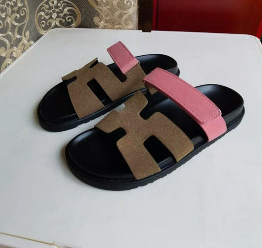 Heidi-Mode | Stilvolle Sandalen