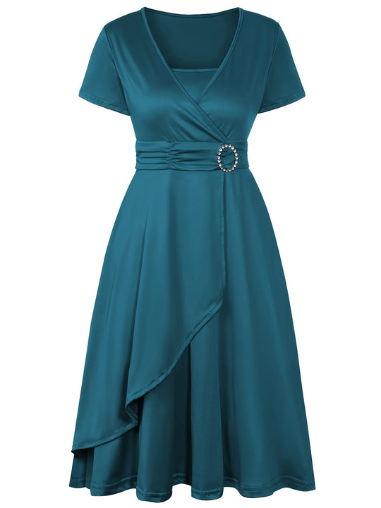 Heidi-Mode | Stilvolles Baumwollkleid mit Schmaler Passform, Asymmetrischem Saum und Bindegürtel für Damen Ideal für Den Sommer