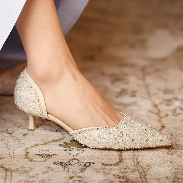 Heidi-Mode | Stilvolle Schuhe mit Spitzer Zehe und Mittlerem Absatz mit Glitzeroberfläche