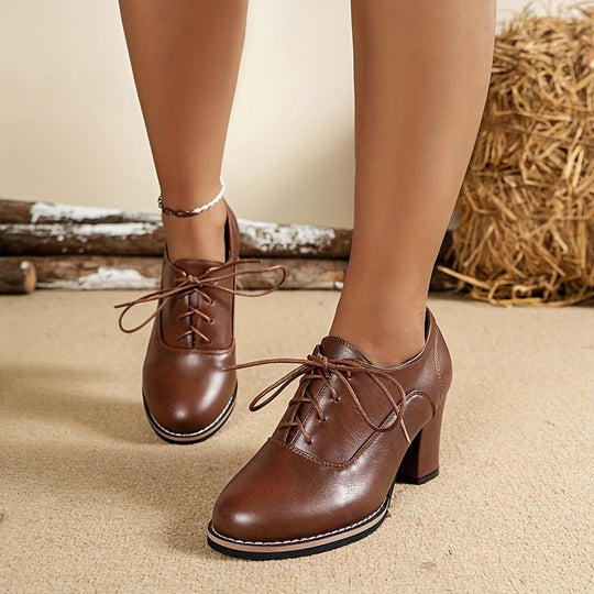 Heidi-Mode | Elegante Damenschuhe mit Dicken Absätzen und Schnürsenkeln