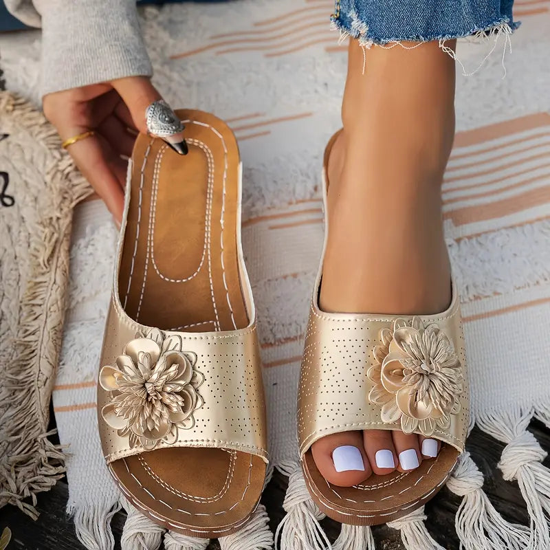 Heidi-Mode | Weiße Flip-Flops Elegante Sandalen mit Blumenmotiv, Komfortabel und Leicht