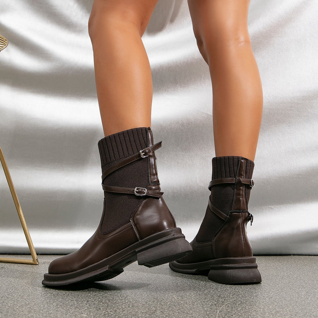 Heidi-Mode | Stiefelette mit Riemendetails