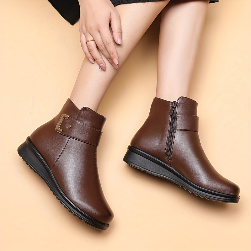 Heidi-Mode | Einfarbige Damenstiefel mit Schnallenverzierung und Reißverschluss