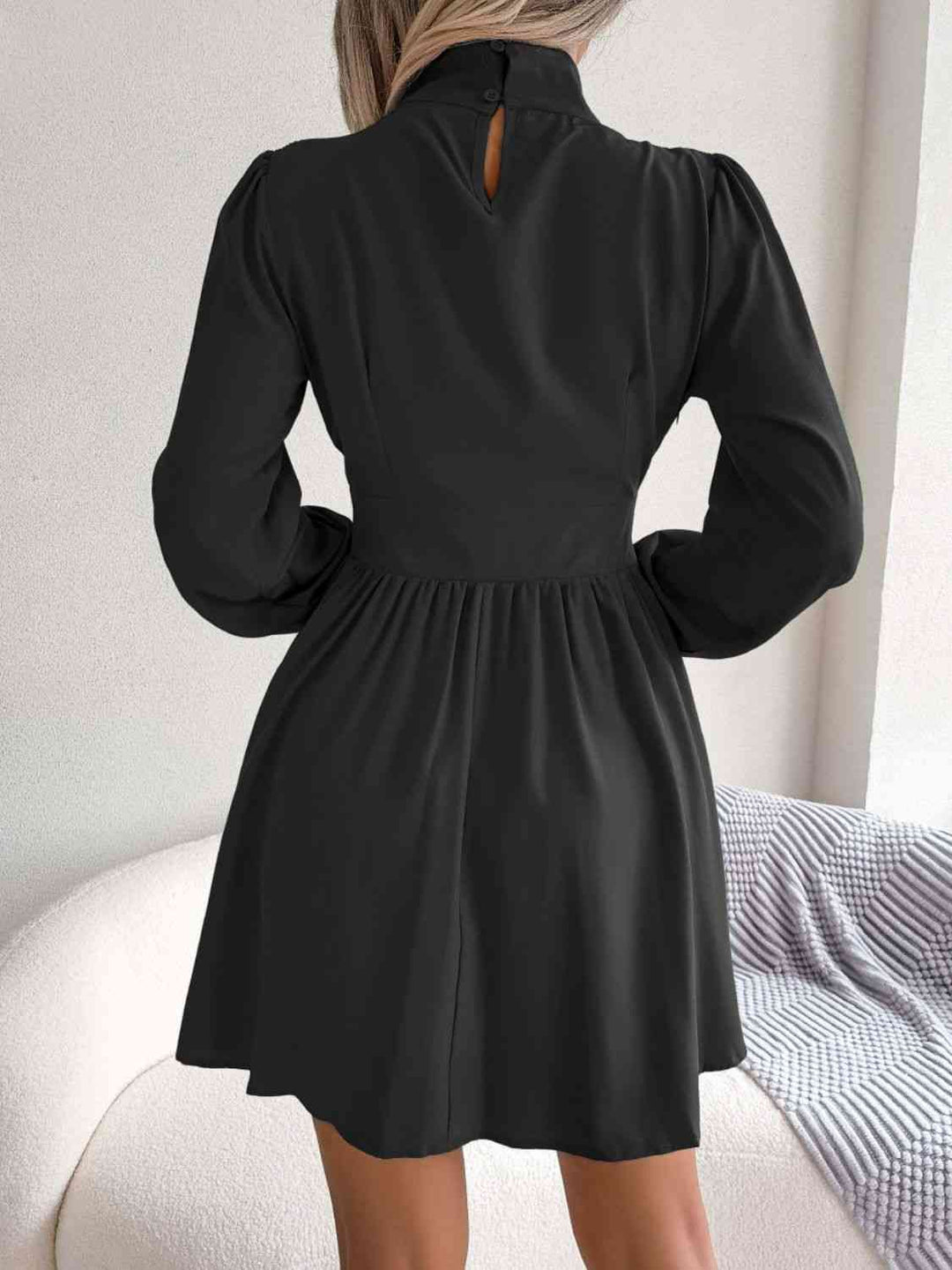 Heidi-Mode | Cutout Rollkragen A-Linie Mini Kleid