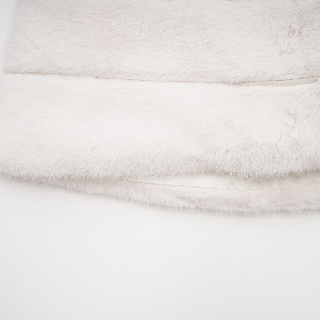 Heidi-Mode | Weiße Faux Fur Jacke & Rock Passendes Set