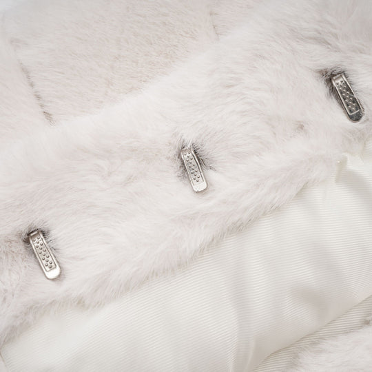 Heidi-Mode | Weiße Faux Fur Jacke & Rock Passendes Set