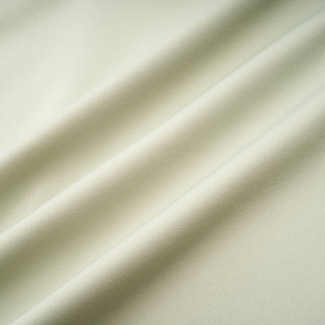 Heidi-Mode | Grüne Satin Midi Kleid mit Bh Polster
