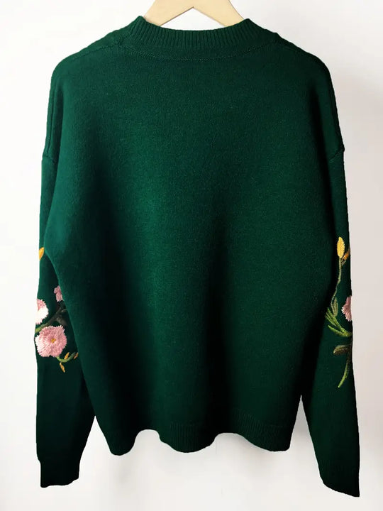 Heidi-Mode | Crew Pullover mit Blumenstickerei und Strickmuster