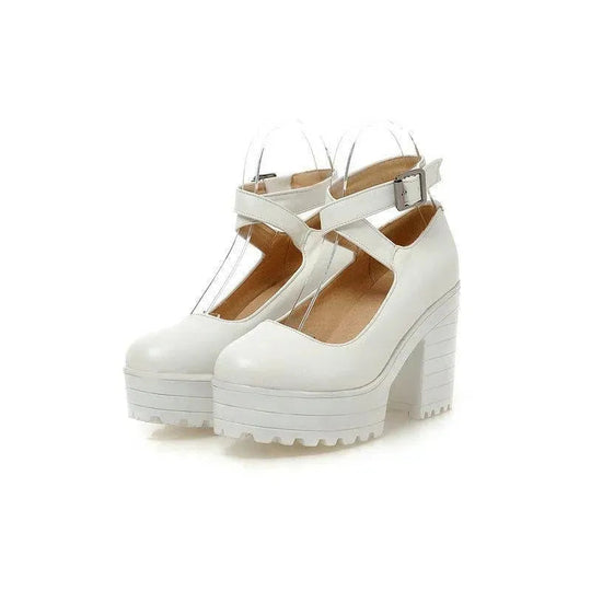 Heidi-Mode | High-heeled shoes with platform and wide heel