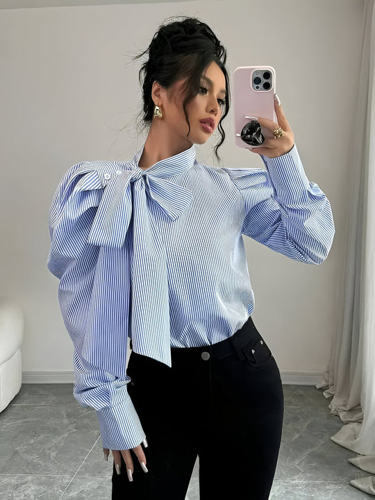 Heidi-Mode | Gestreiftes Hemd mit Schleifendetail