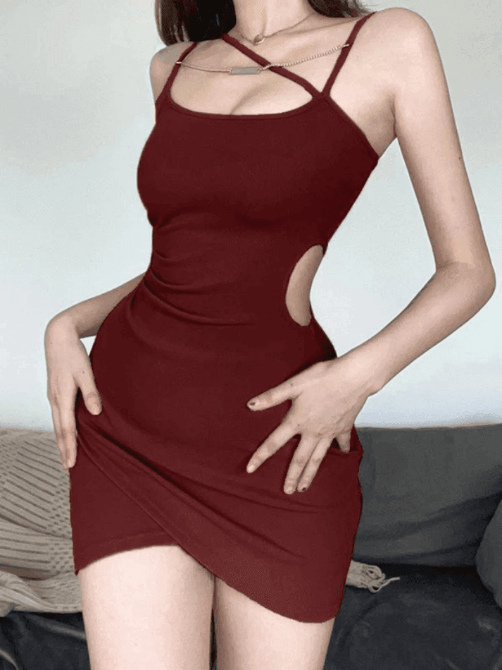 Heidi-Mode | Kettenverzierte Crossover Cutout Mini Kleid