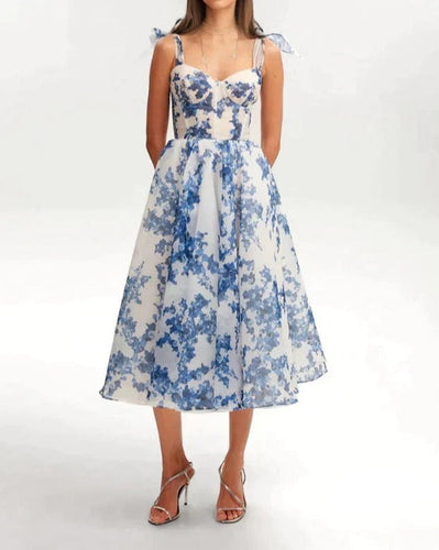 Elegantes Midi-Sommerkleid mit Blumenmuster