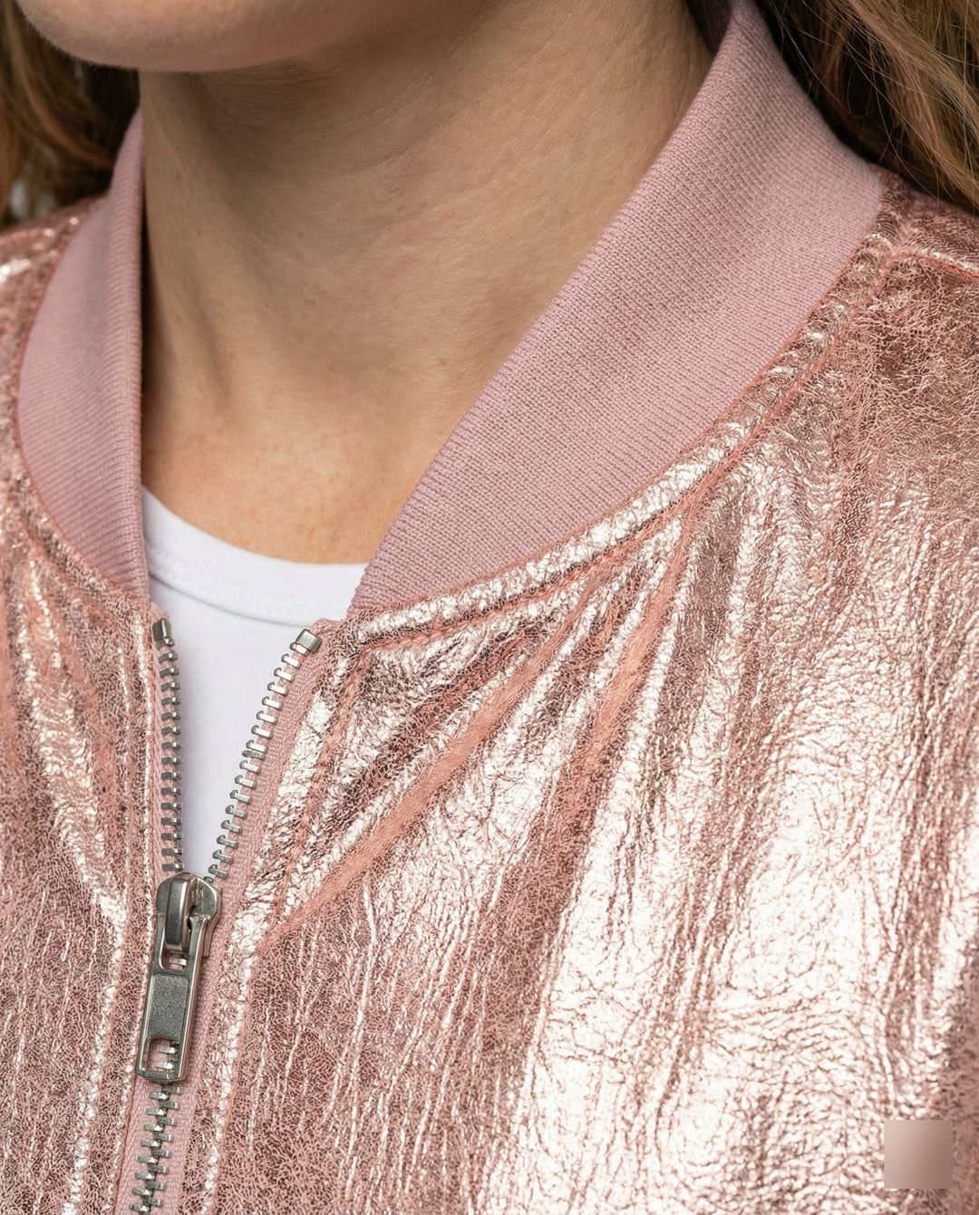 Damen Glänzende Bomberjacke mit Reißverschluss Heidi-Mode