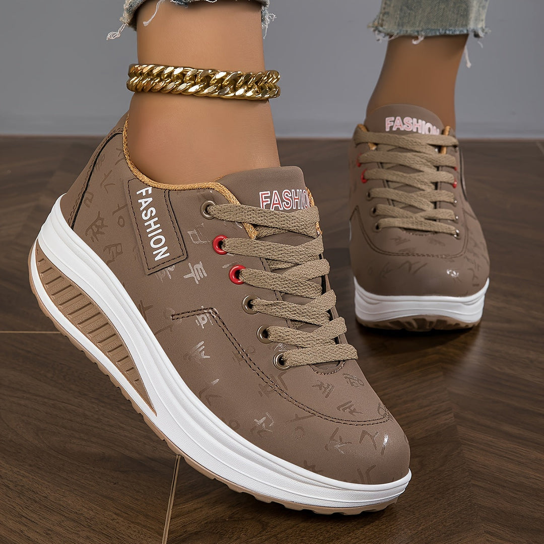 Heidi-Mode | Bequeme Outdoor Wanderschuhe