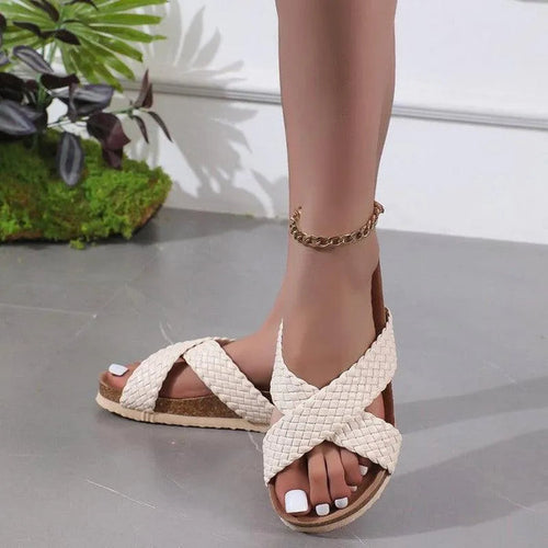 Heidi-Mode | Plateau-Sandalen mit gekreuztem Riemen
