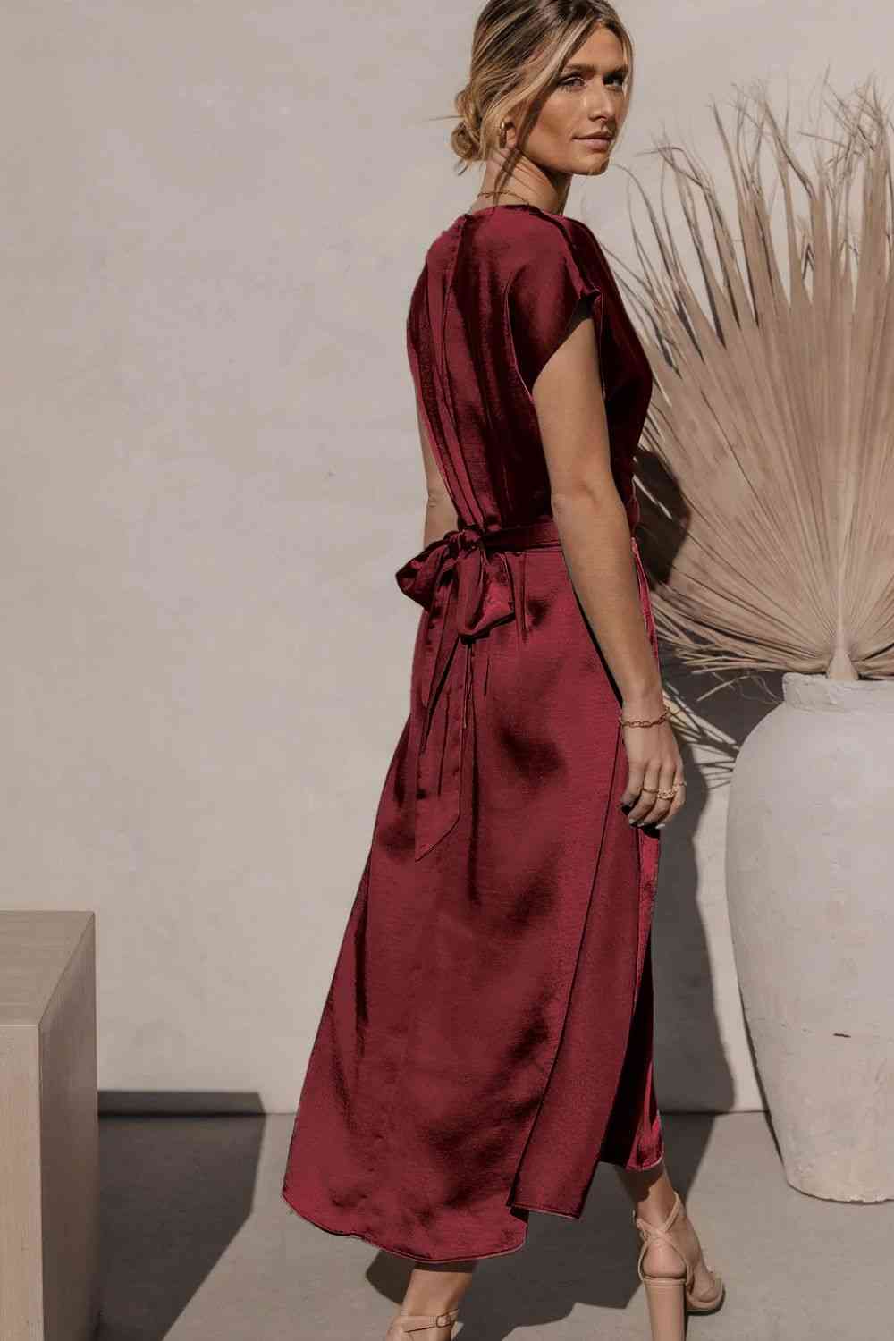 Heidi-Mode | Satin Cap Sleeve Tie Back Midi Kleid