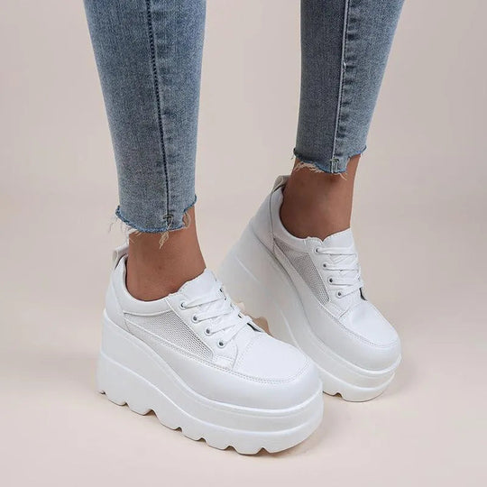 Heidi-Mode | Scarpe Byby casual mit Plateau-Sohle