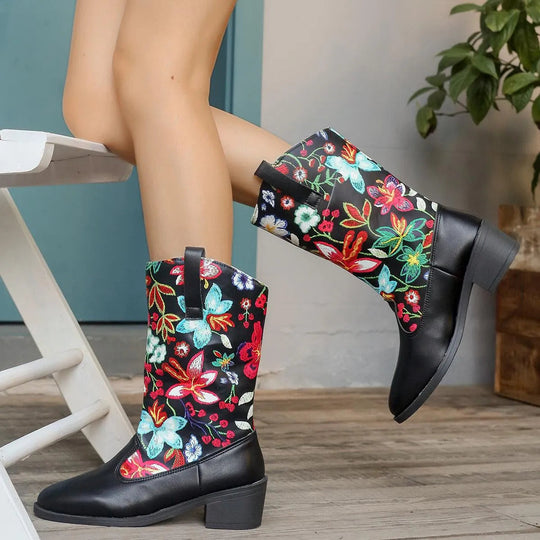 Heidi-Mode | Mittelhoch Stiefel mit gestickten Blumen und runder Spitze