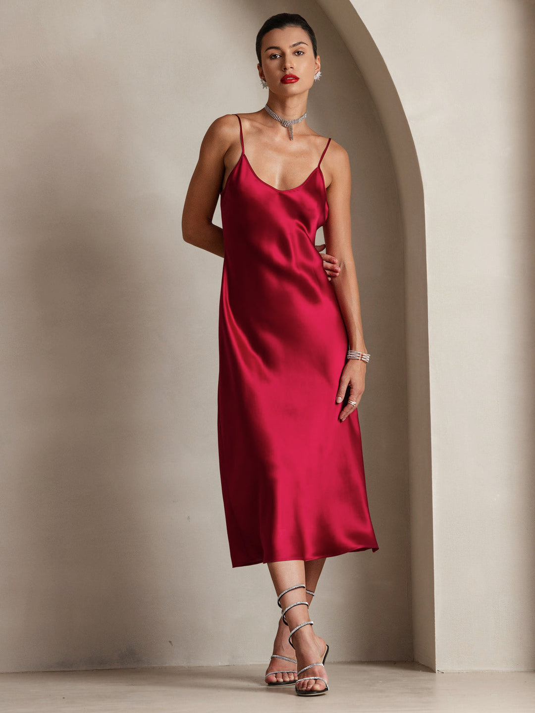Heidi-Mode | Lange Seidenkleid mit Spaghetti-Träger