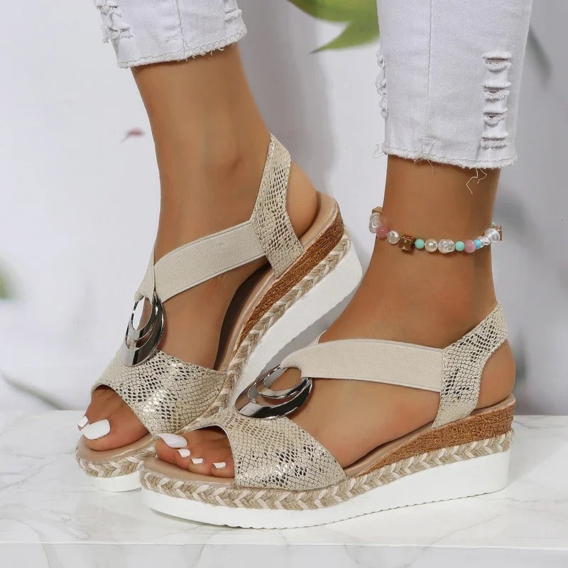 Alexia – Orthopädische Sandalen