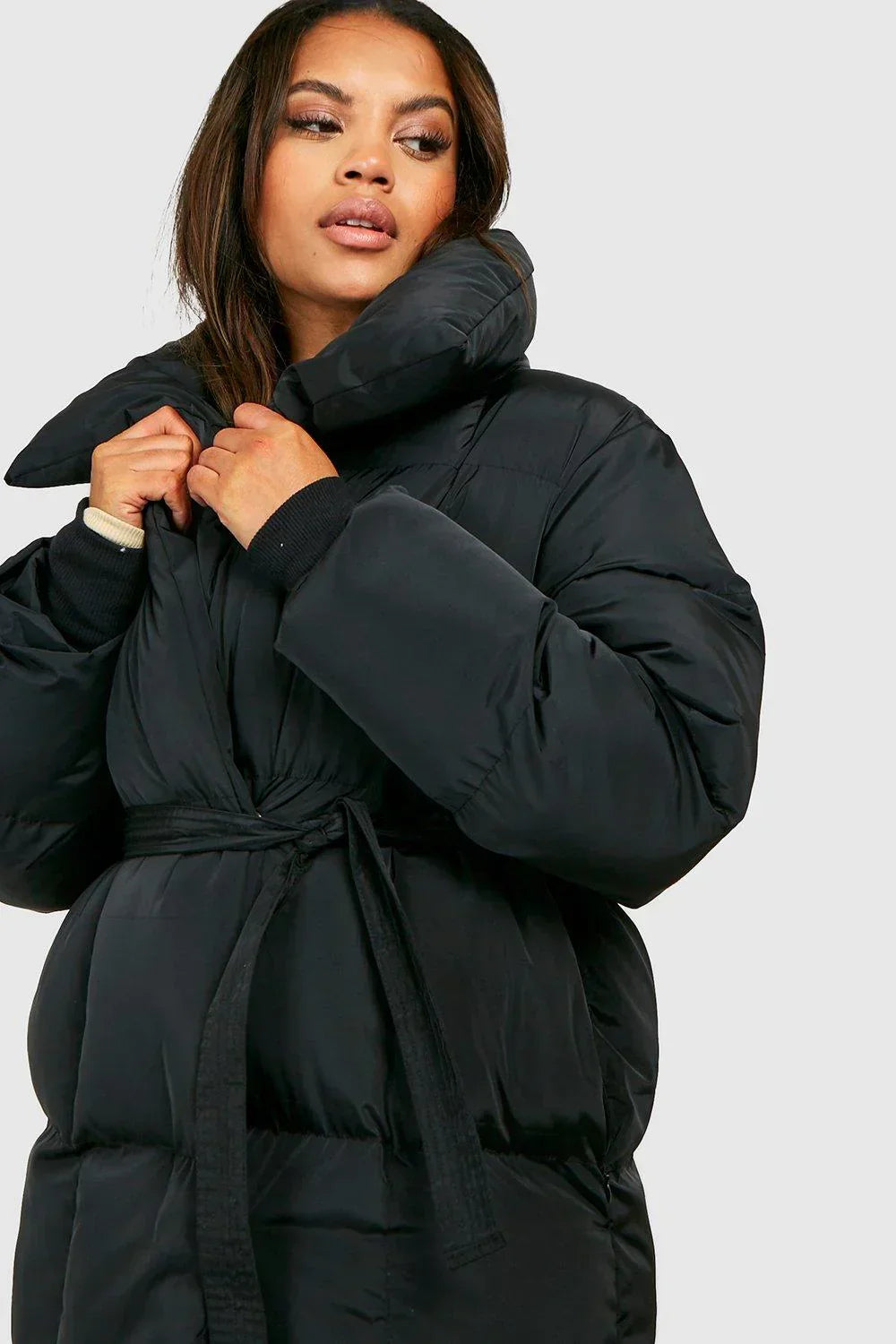 Heidi-Mode | Kurze Damenjacke mit Stehkragen und Taillierter Taille