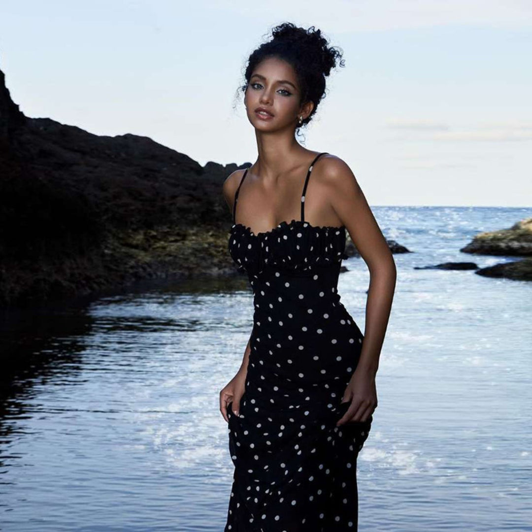 Heidi Mode | Kleid mit gepunkteten Strapsen mit Neckholder